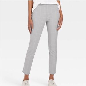 A New Day High-Rise Skinny Ankle